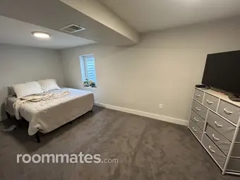 Room for rent in Lakewood, CO $1800, house