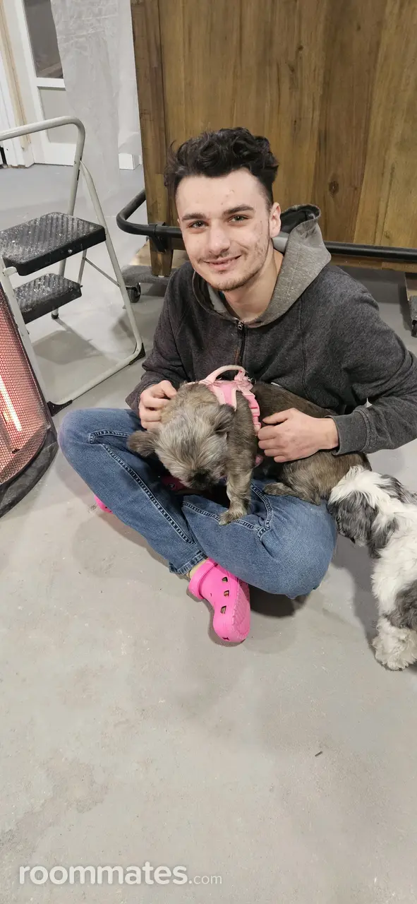 Profile photo 2 of 3