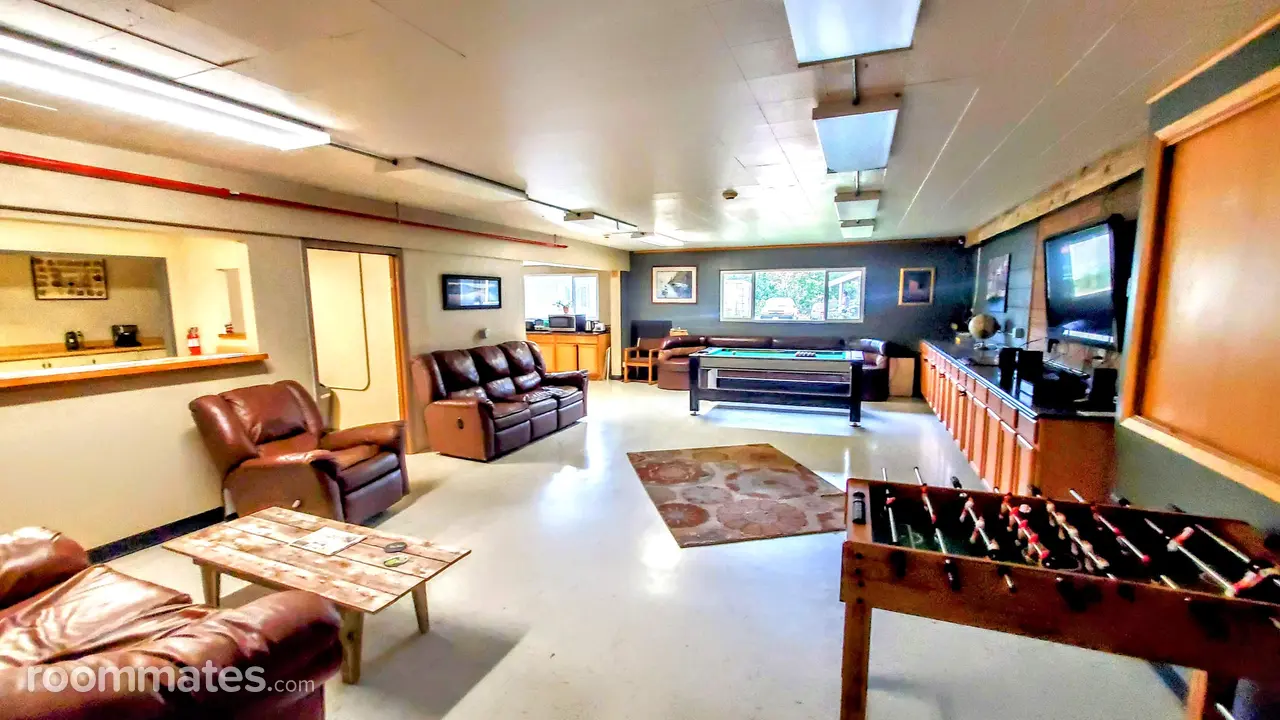 Profile photo 2 of 5