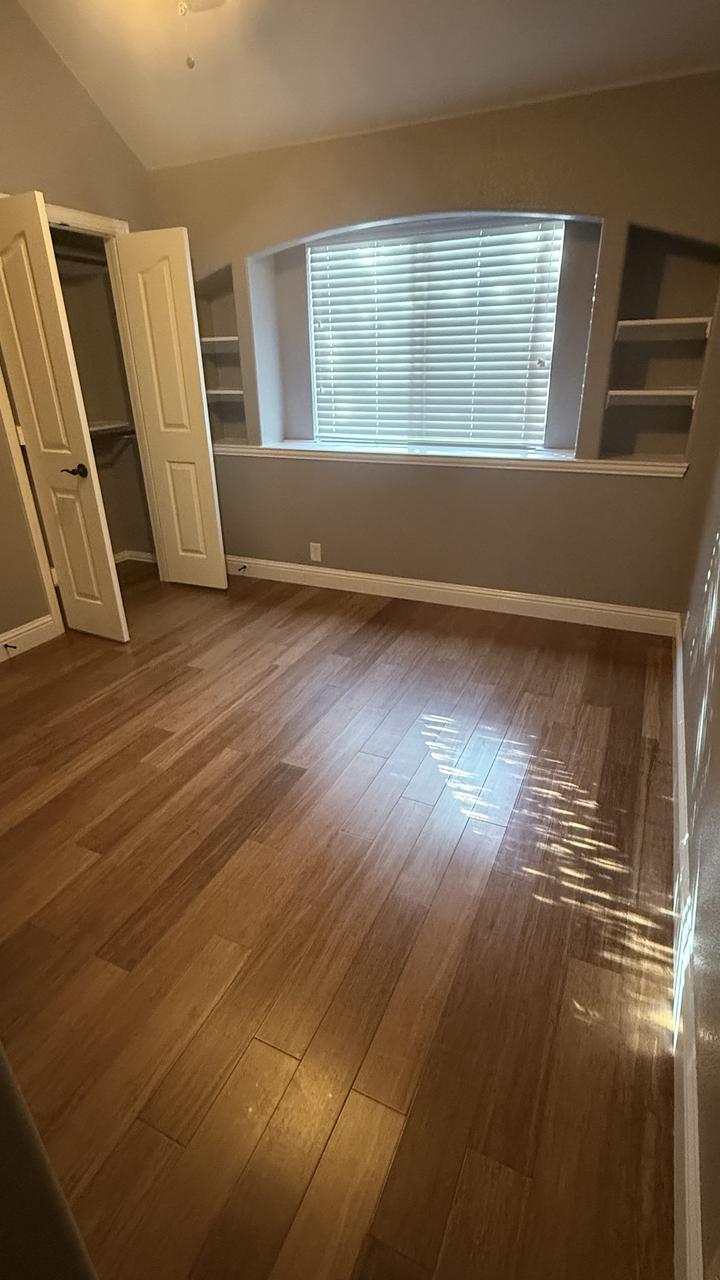 Profile photo 2 of 5