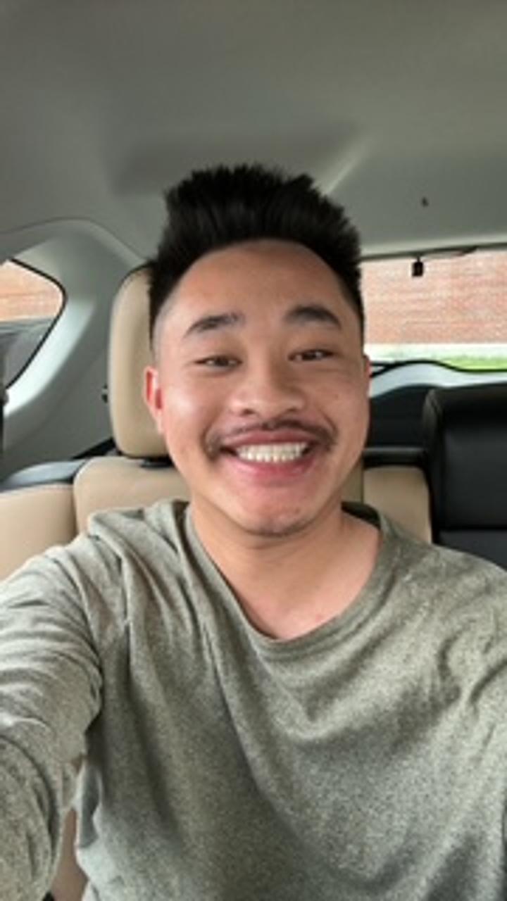 Profile photo 7 of 7