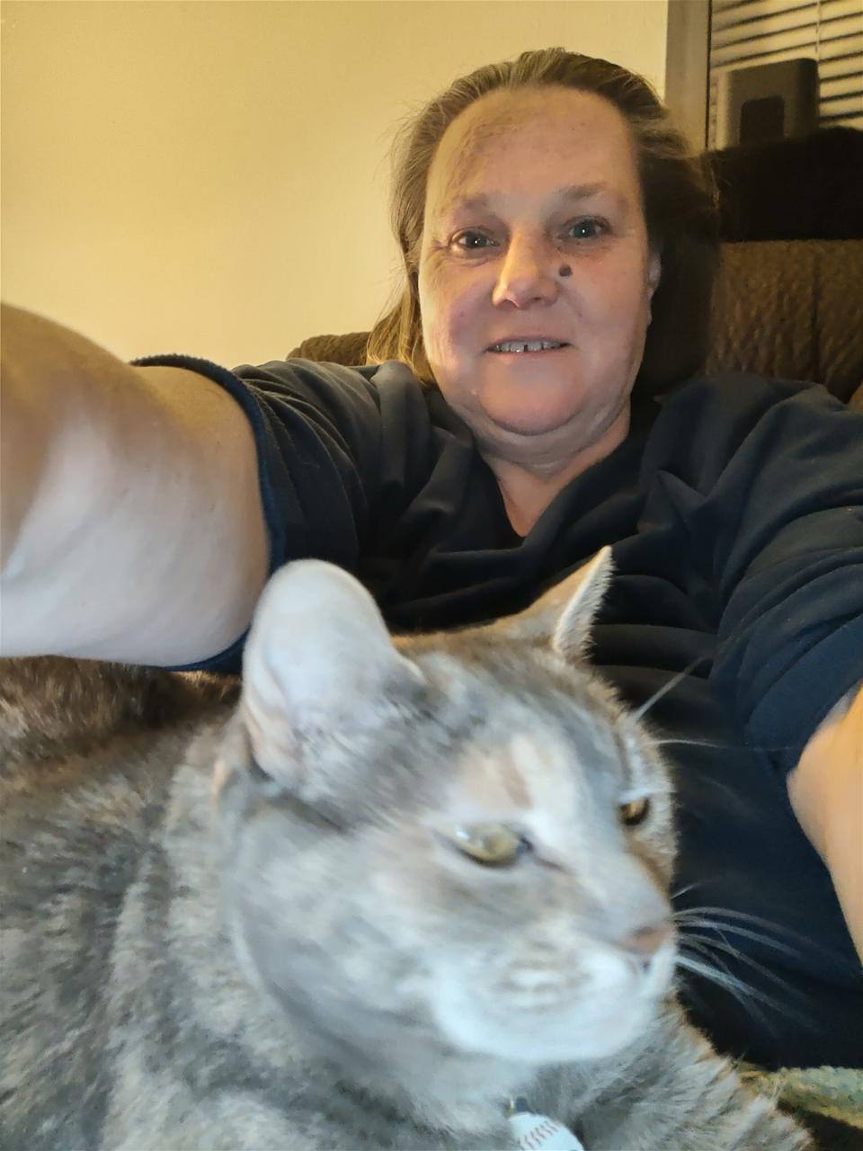 Profile photo 10 of 10