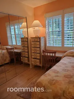 Room for rent in Greenacres, FL $1000, house