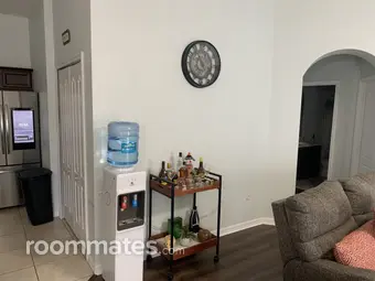 Room for rent in Orlando, FL $1000, condo