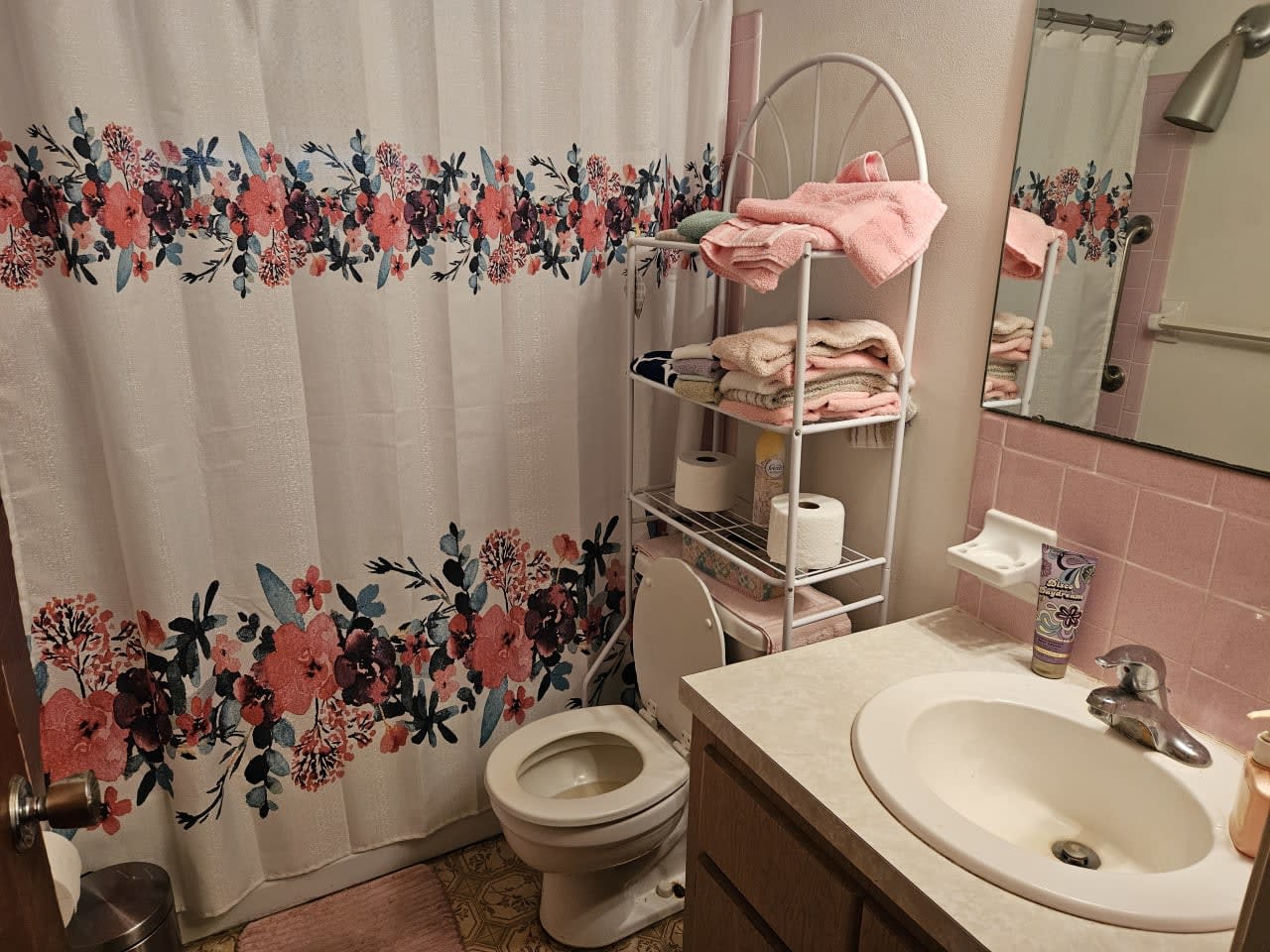 Profile photo 3 of 8