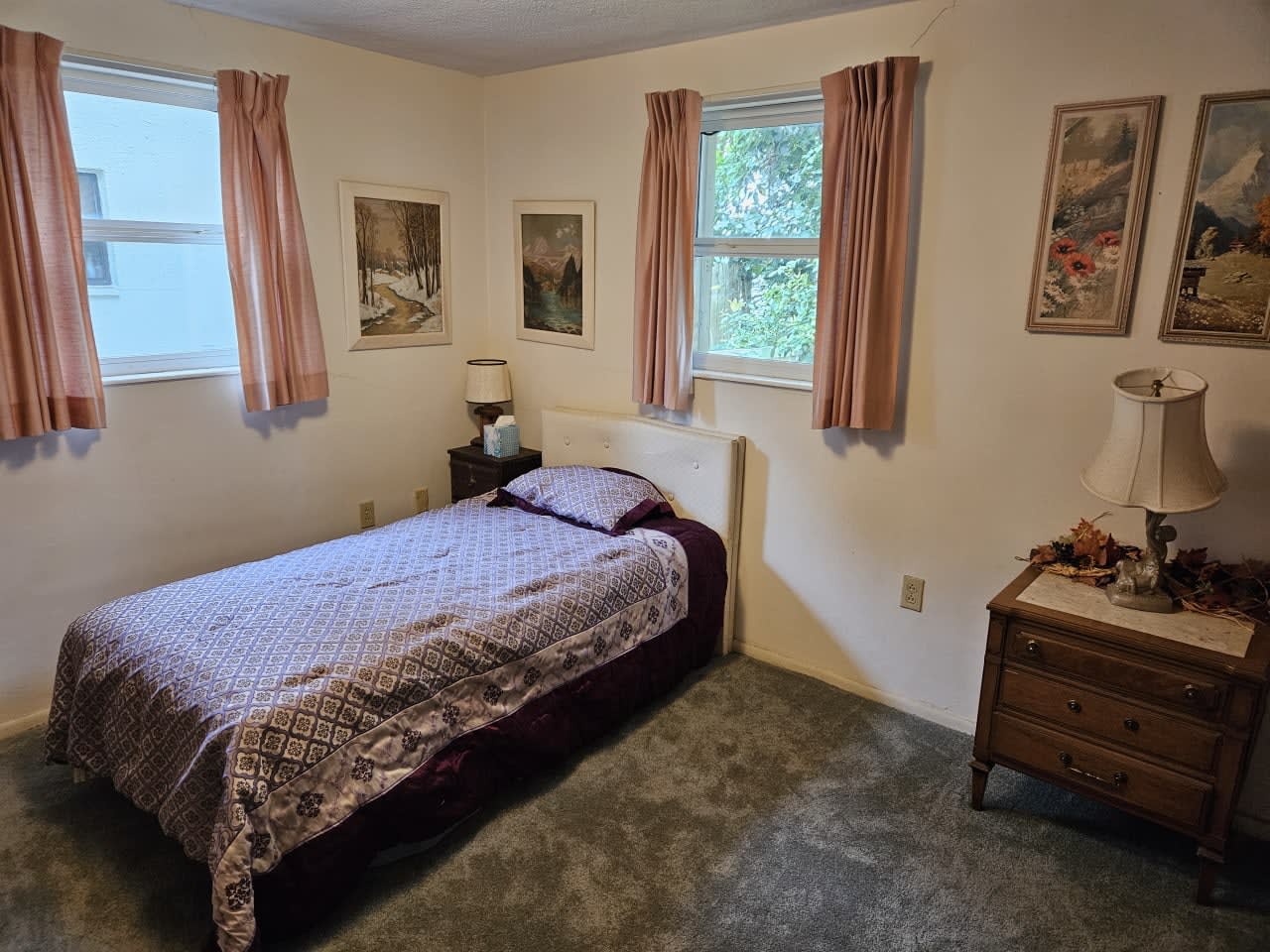 Profile photo 4 of 8