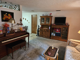 Room for rent in New Port Richey, FL $750, house