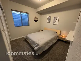 Room for rent in Colorado Springs, CO $900, house