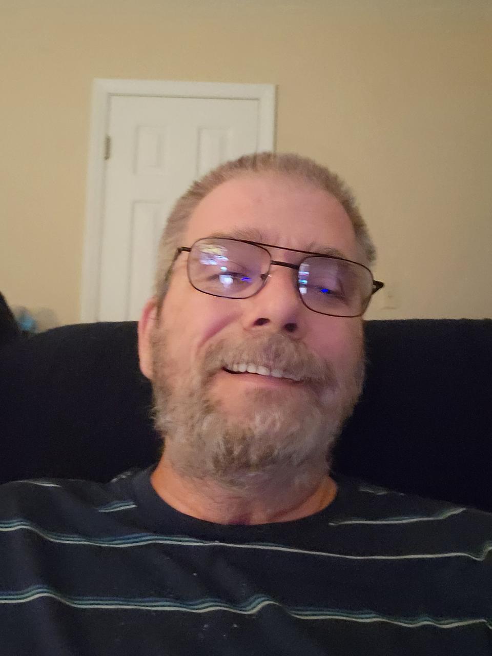 Profile photo 3 of 4