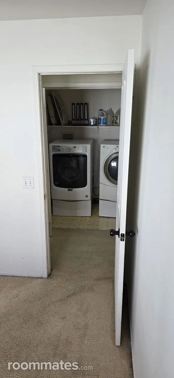 Profile photo 6 of 11