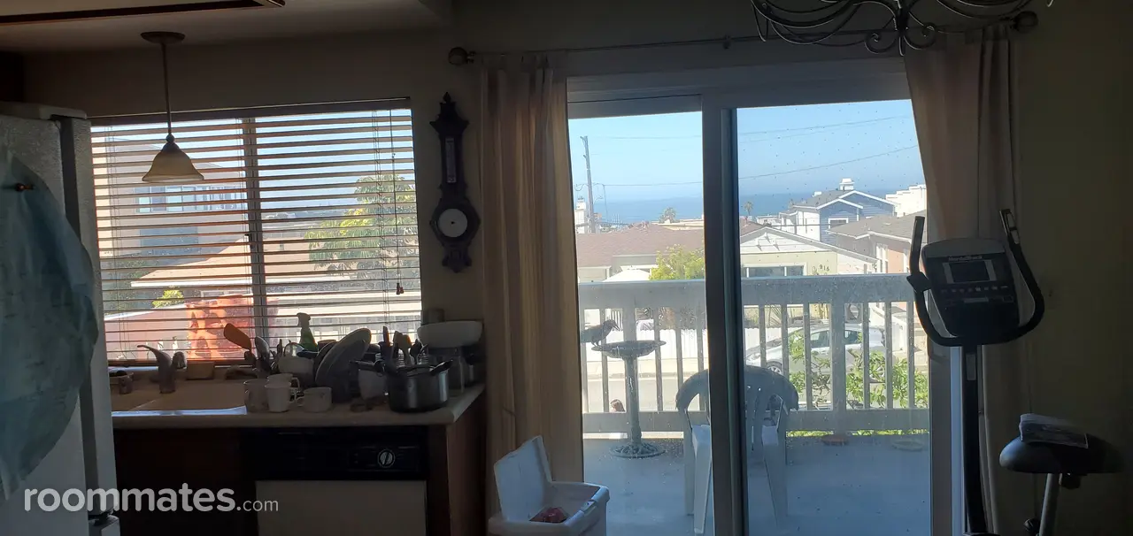 Profile photo 10 of 13