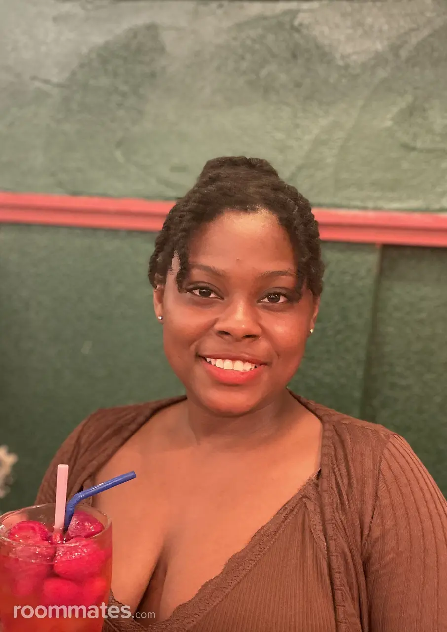 Profile photo 5 of 5