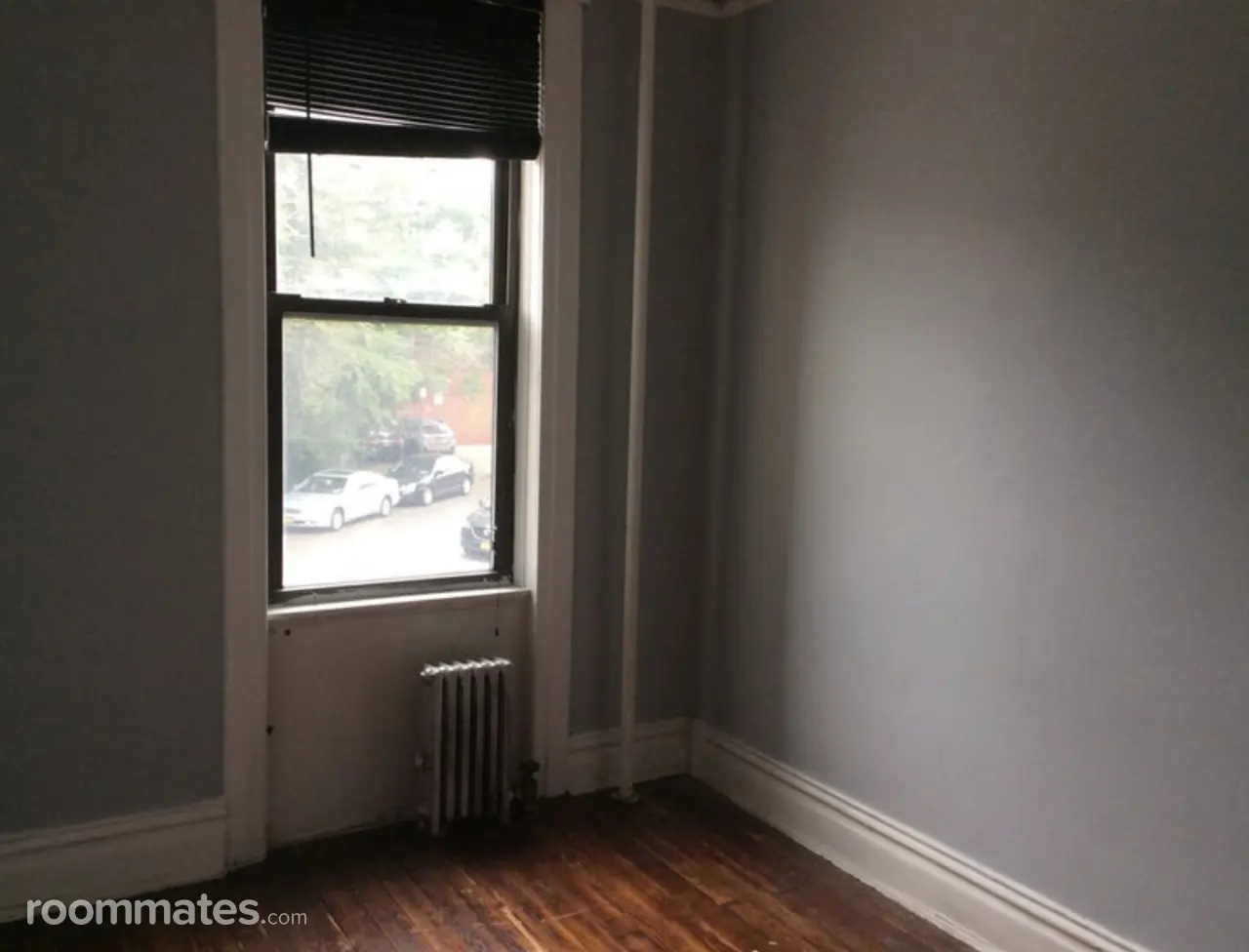 Profile photo 6 of 7