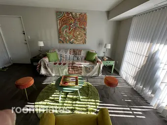 Room for rent in Greensboro, NC $775, house