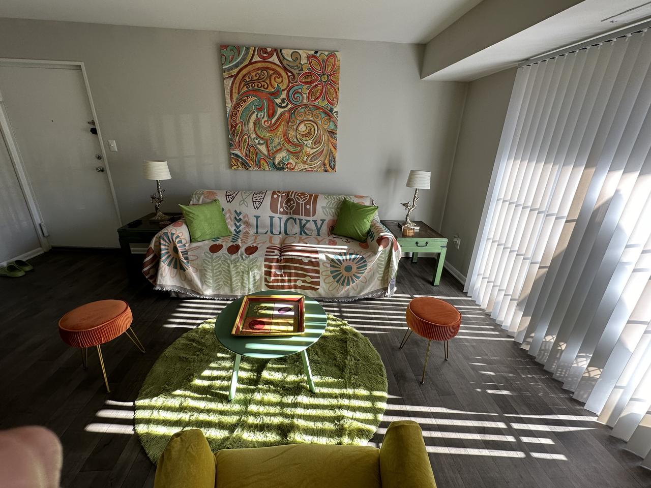 Profile photo 11 of 11