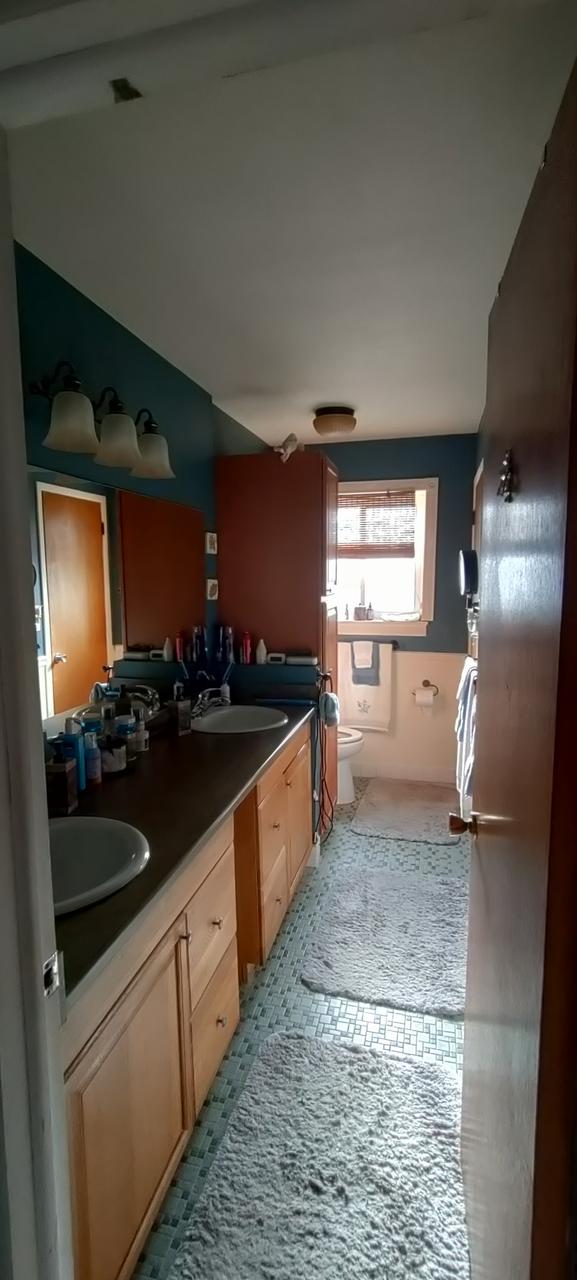 Profile photo 8 of 9