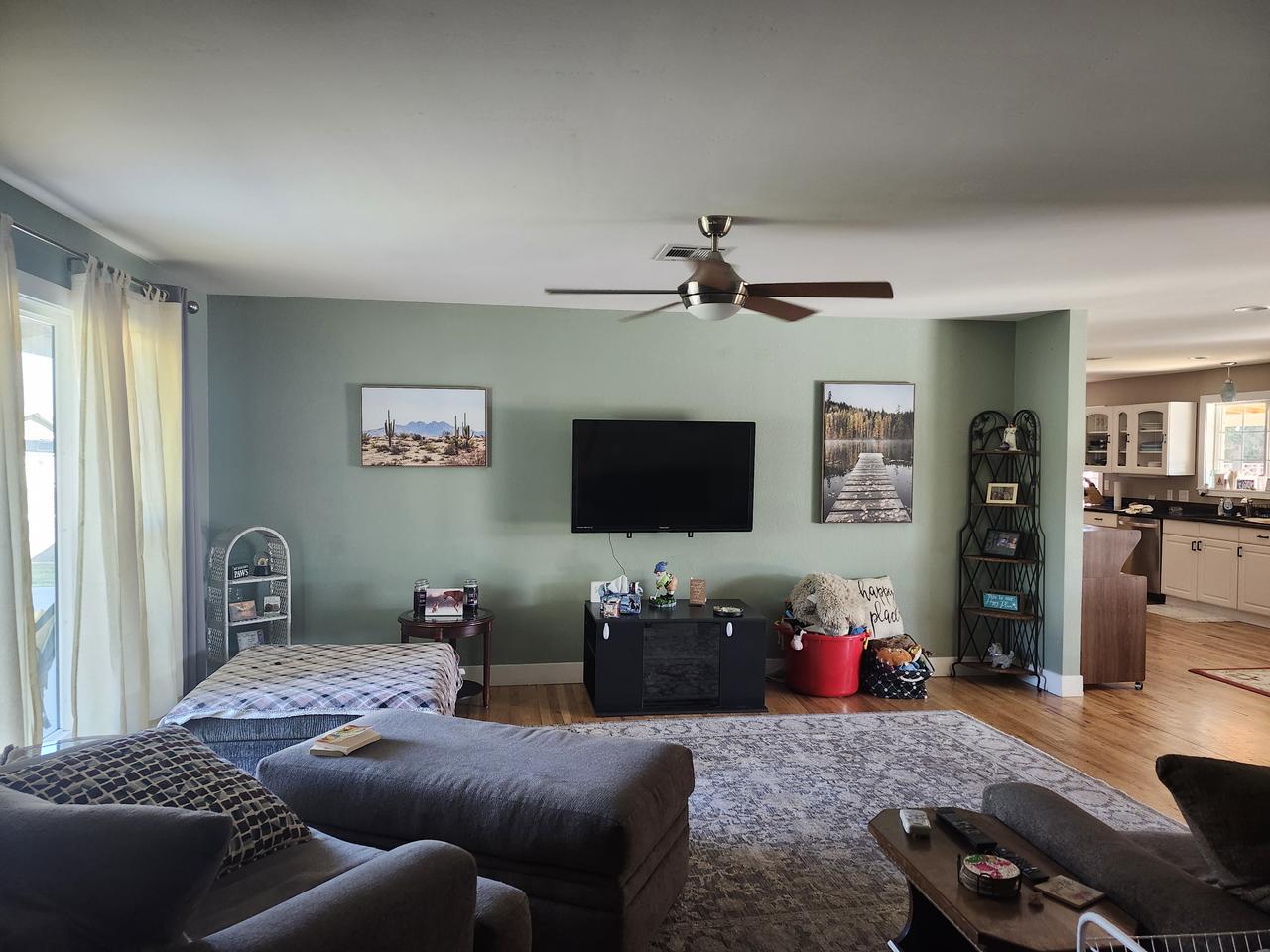 Profile photo 2 of 12