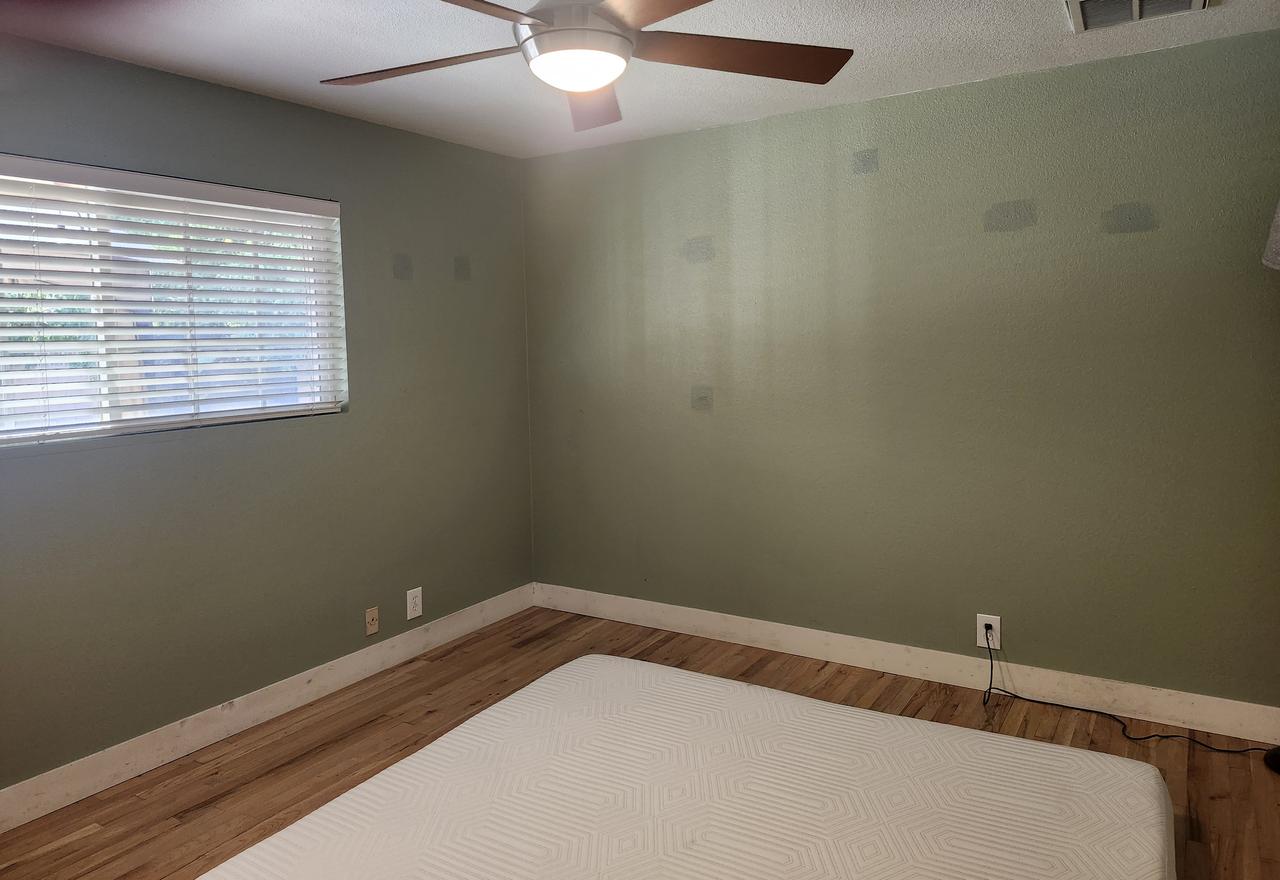 Profile photo 5 of 12