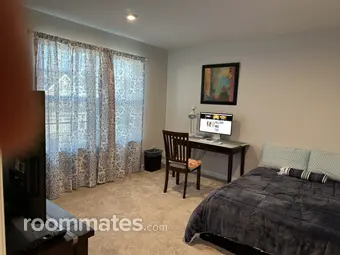 Room for rent in Gallatin, TN $700, house