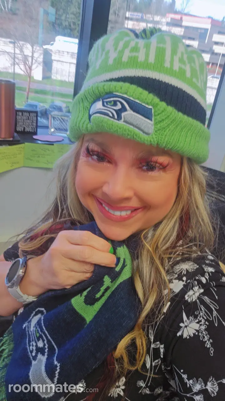 Profile photo 10 of 10