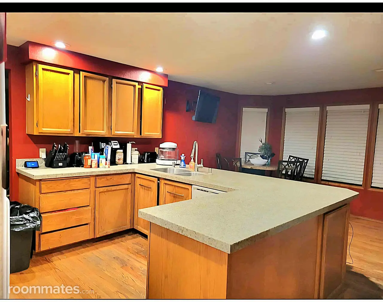 Profile photo 4 of 10