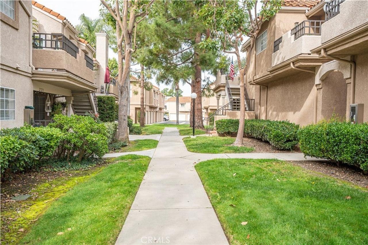 Profile photo 2 of 8