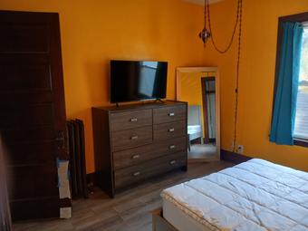 Room for rent in Portland, ME $1100, house