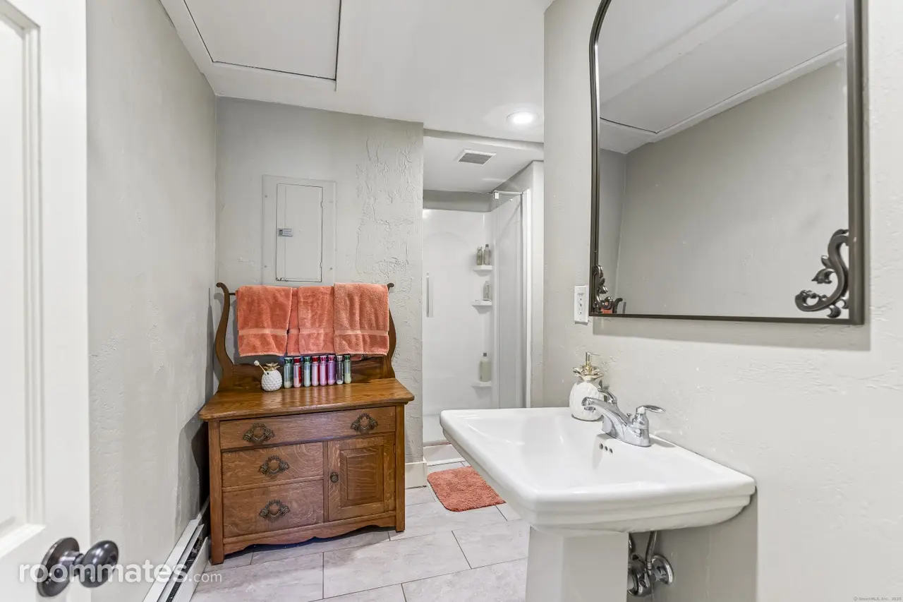 Profile photo 2 of 10