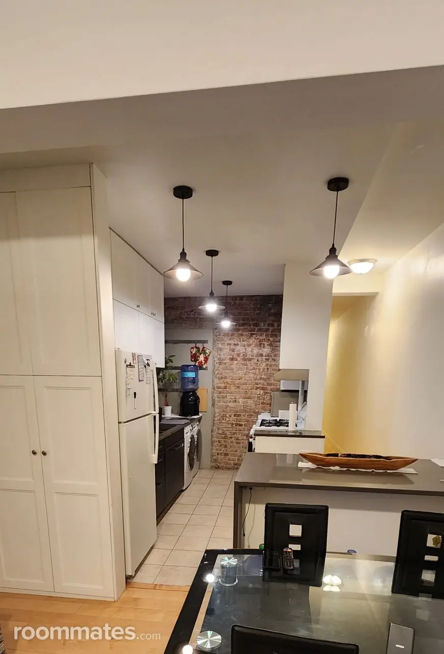 Profile photo 3 of 12