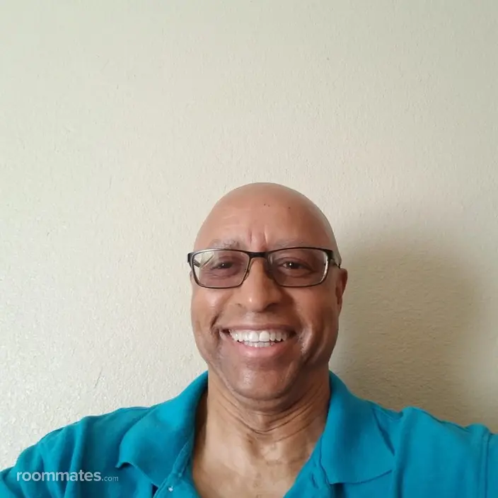 Roommate looking Moreno Valley, CA, $500