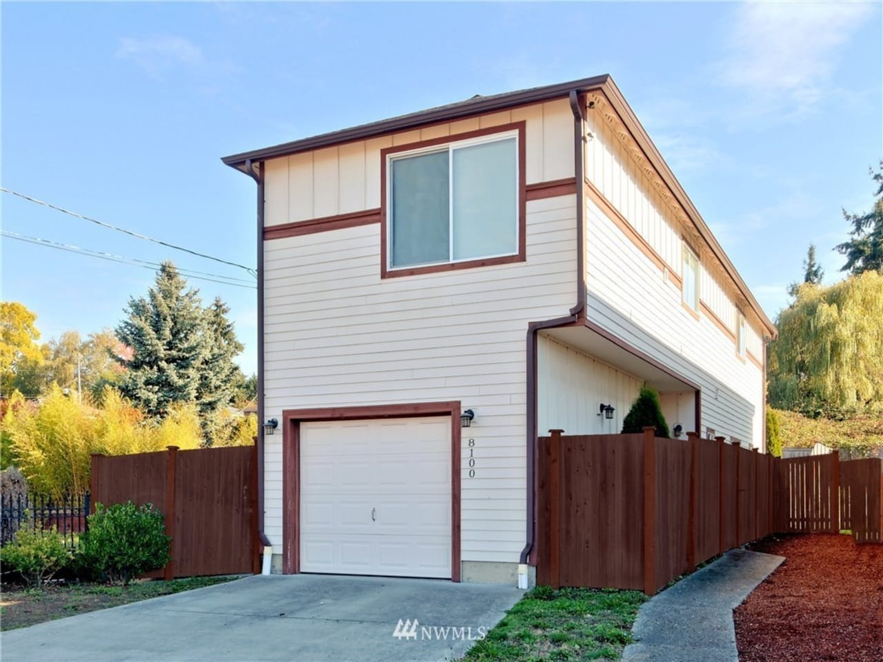 Profile photo 1 of 7