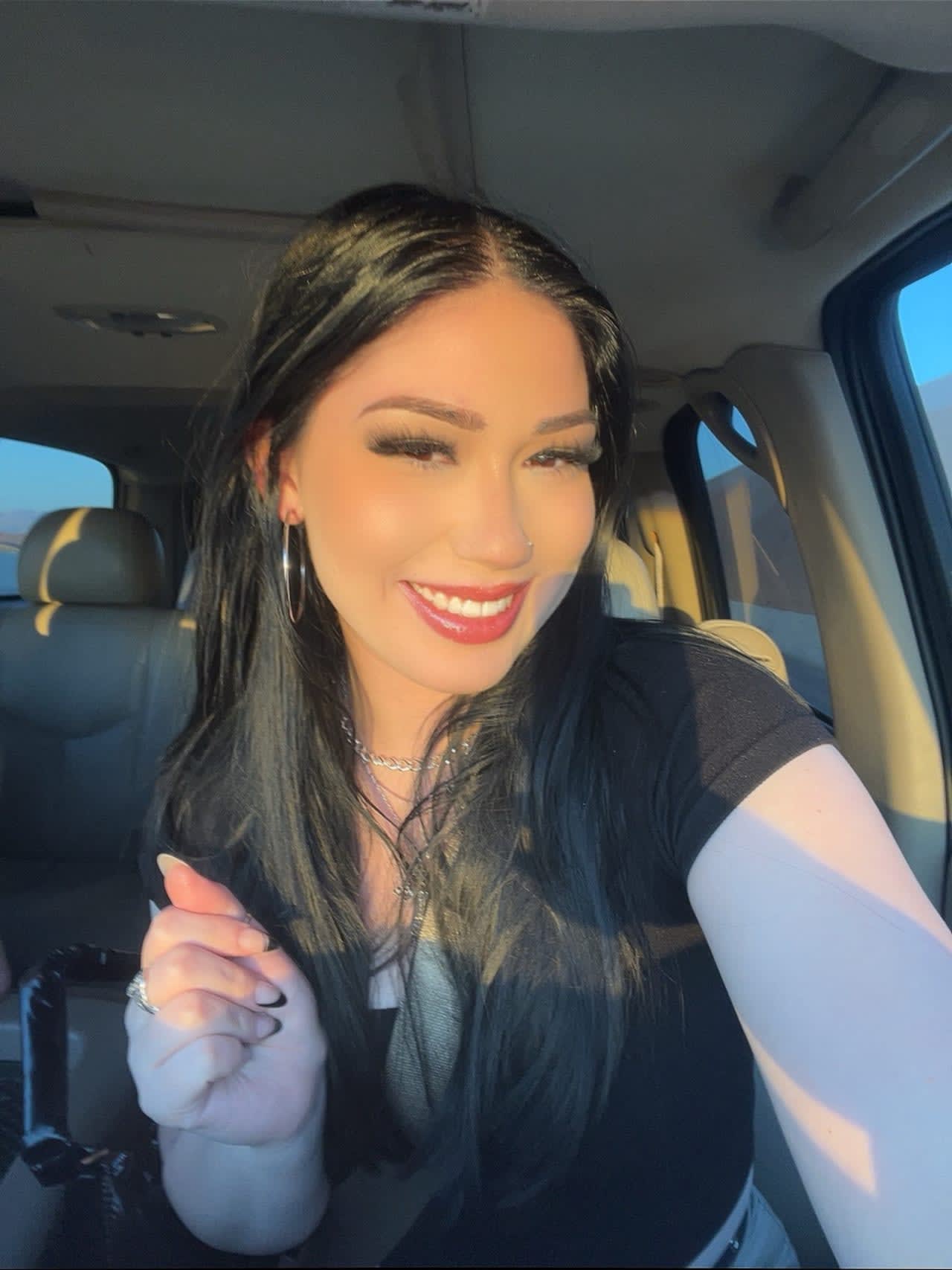 Profile photo 1 of 1