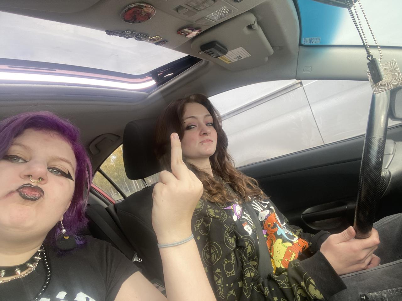 Profile photo 6 of 8