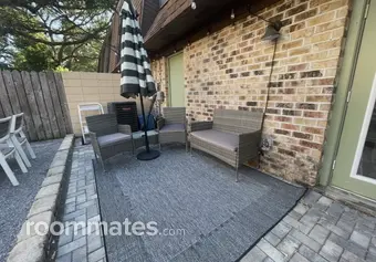 Room for rent in Pensacola, FL $800, townhouse