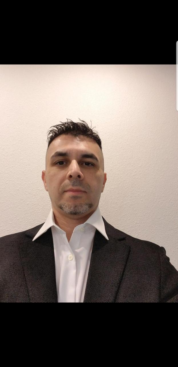 Profile photo 1 of 1