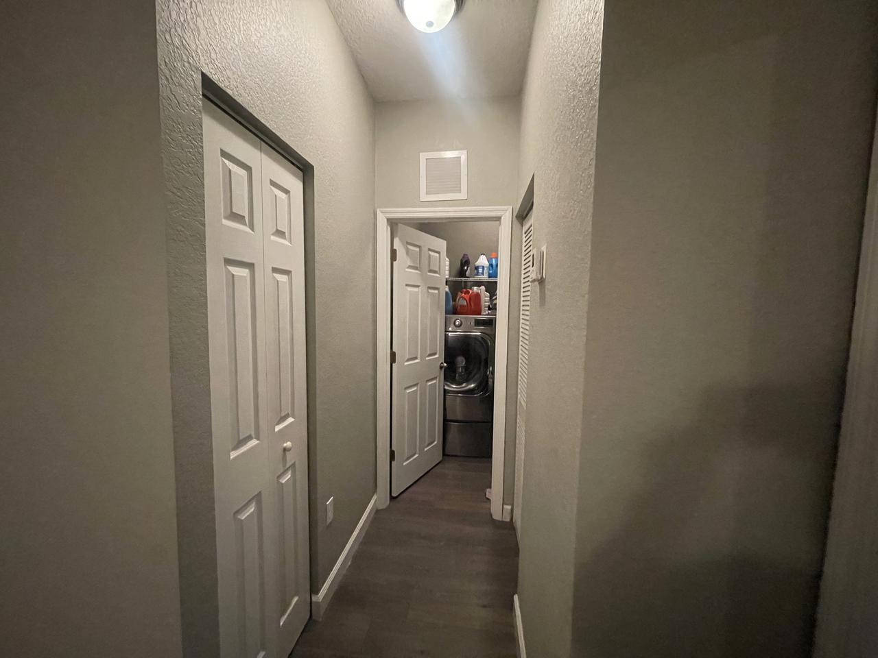 Profile photo 6 of 11