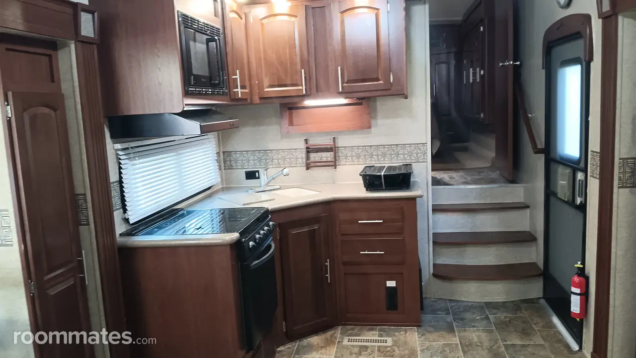 Profile photo 2 of 10