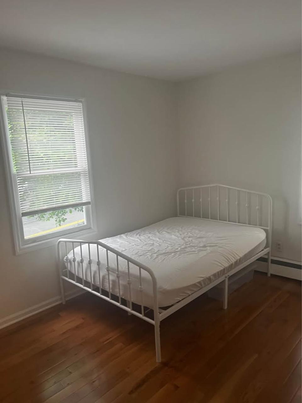 Profile photo 1 of 11