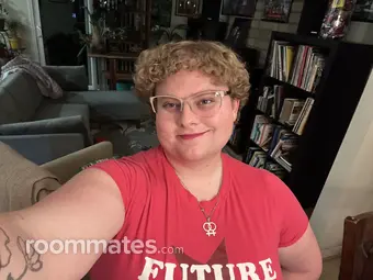 Roommate looking Sacramento, CA, $700