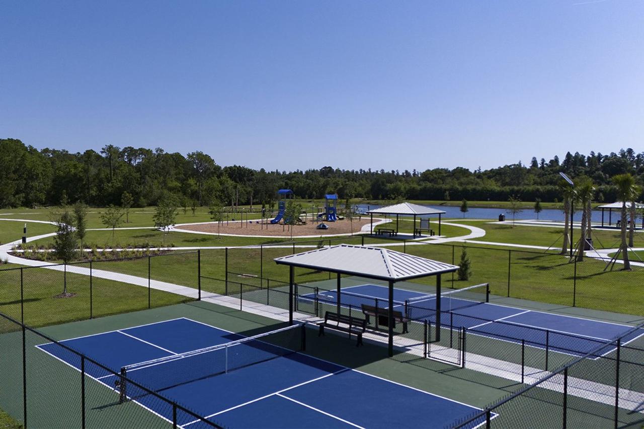 Profile photo 3 of 11