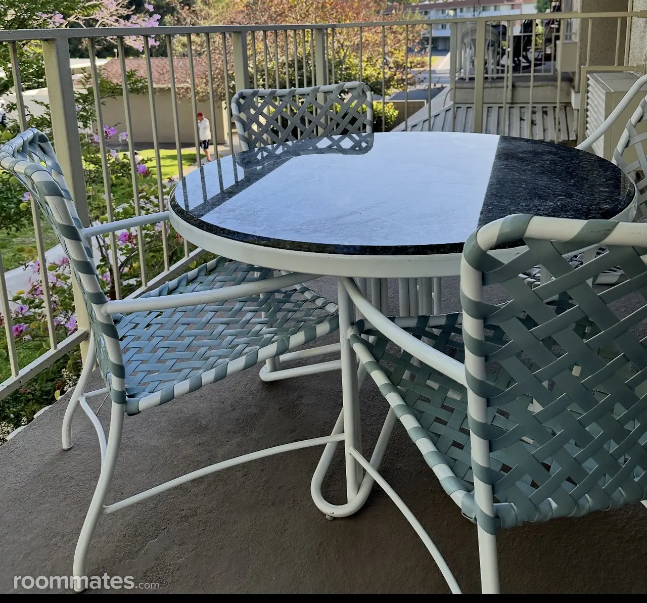 Profile photo 11 of 14