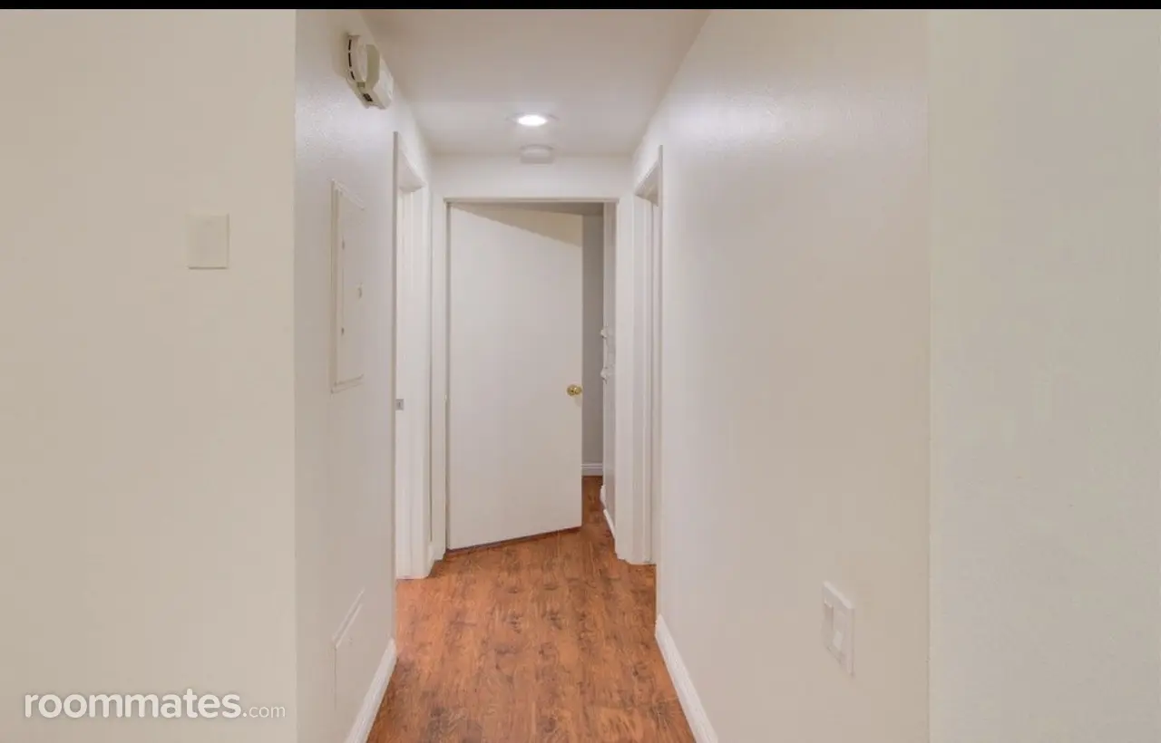 Profile photo 1 of 14