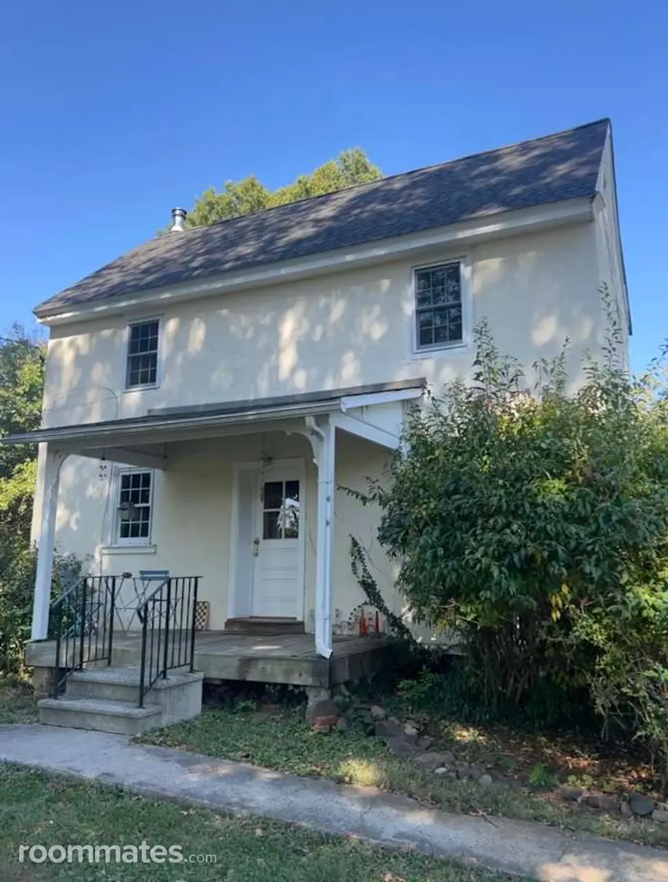 Profile photo 1 of 6