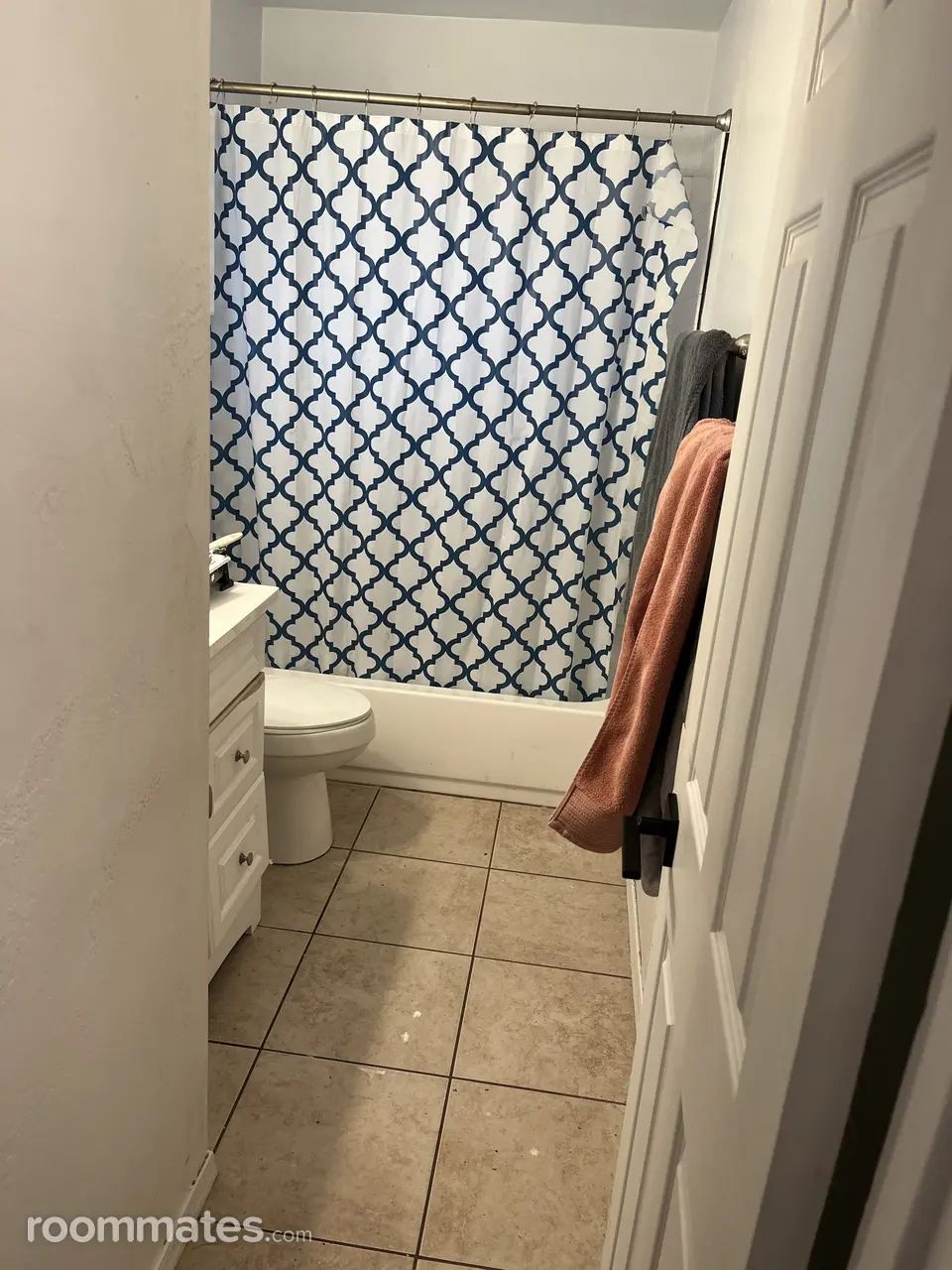 Profile photo 7 of 13