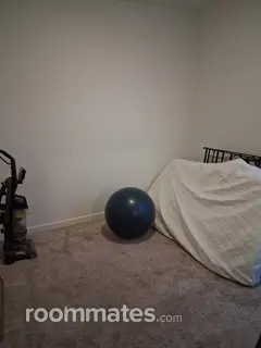 Room for rent in San Tan Valley, AZ $650, house