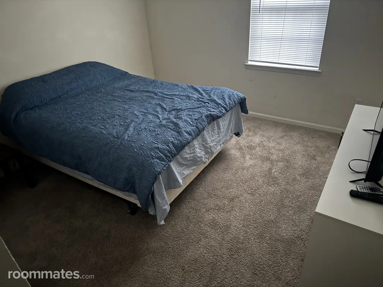 Profile photo 1 of 6