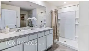 Room for rent in Sun City Center, FL $1800, house