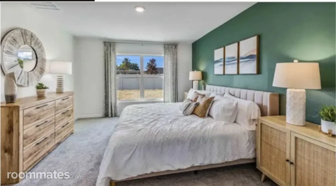 Profile photo 6 of 8