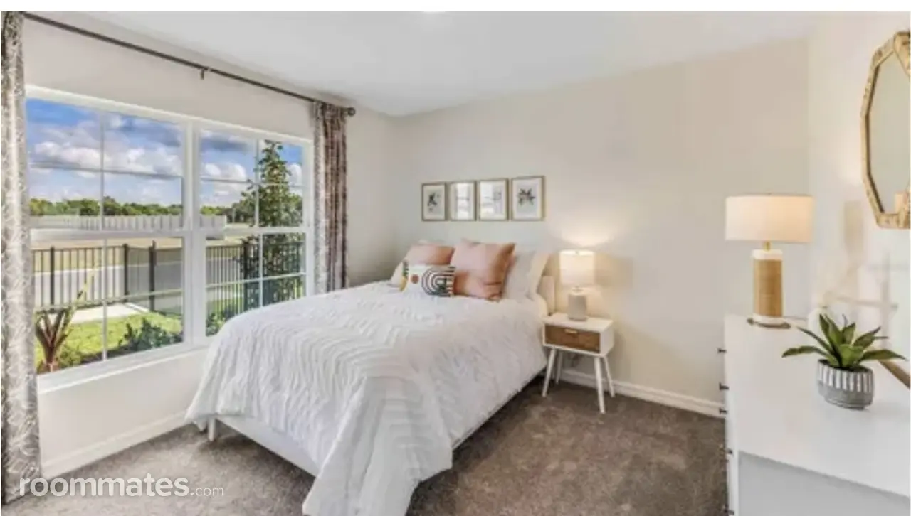 Profile photo 5 of 8