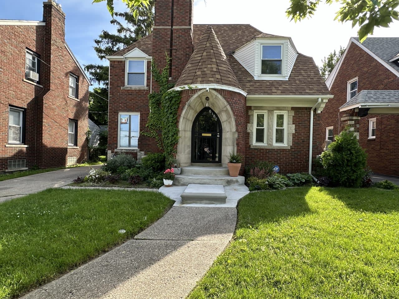 Profile photo 7 of 9